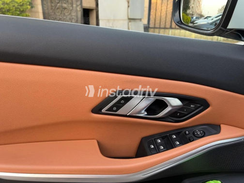 BMW 320 2024 White Automatic Used for Sale in Cairo - 8