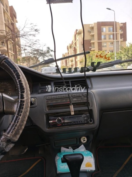 هوندا سيفك 1993 أسود أوتوماتيك مستعملة للبيع في العبور - 2