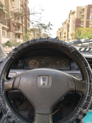 هوندا سيفك 1993 أسود أوتوماتيك مستعملة للبيع في العبور