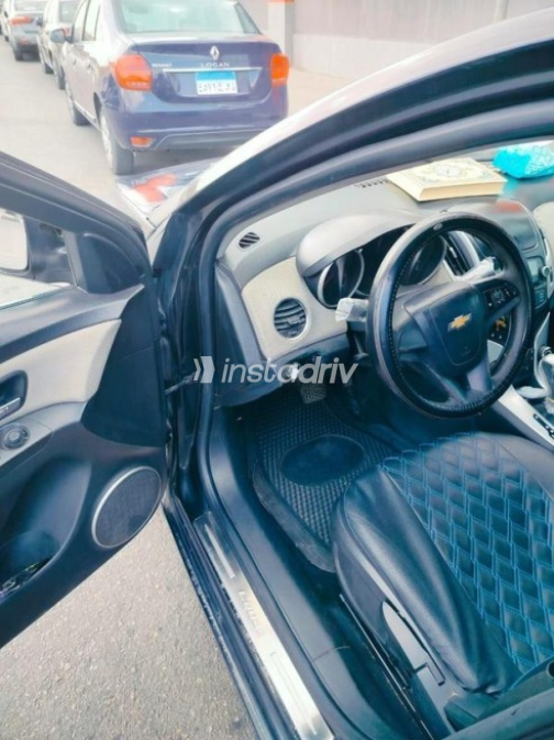 Chevrolet Cruze 2013 Black Automatic Used for Sale in Cairo - 10