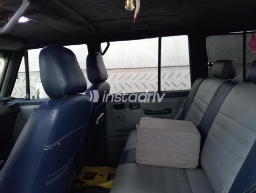 Mitsubishi Pajero 1990 Silver Automatic Used for Sale in 6 October - 4