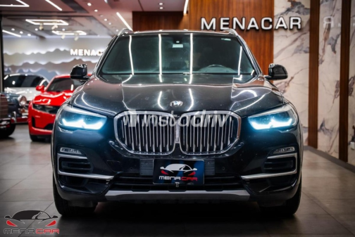 بي ام دبليو X5 2019 أسود أوتوماتيك مستعملة للبيع في القاهرة - 1