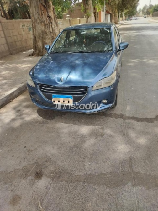بيجو 301 2014 بترولي أوتوماتيك مستعملة للبيع في المعادى - 1