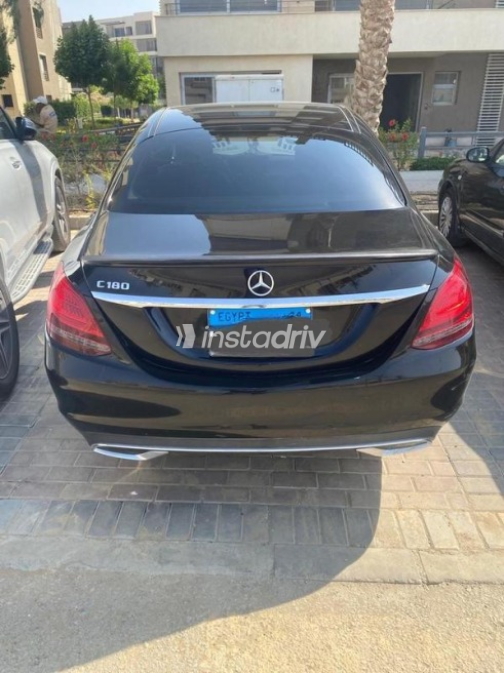 Mercedes C 180 2019 White Automatic Used for Sale in Greater Cairo ( Cairo + Giza) - 1