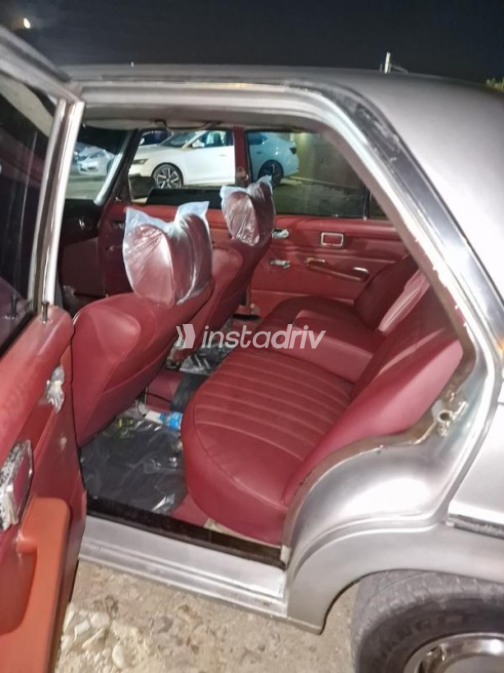 Mercedes 200 1976 Silver Automatic Used for Sale in 10th of Ramadan - 6