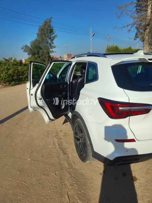 MG RX5 Plus 2024 White Automatic Used for Sale in Beheira - 4