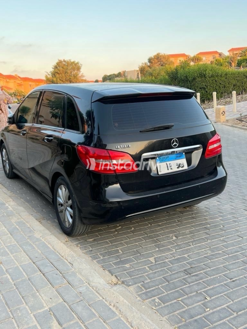 Mercedes B 180 2014 Black Automatic Used for Sale in Maadi - 3