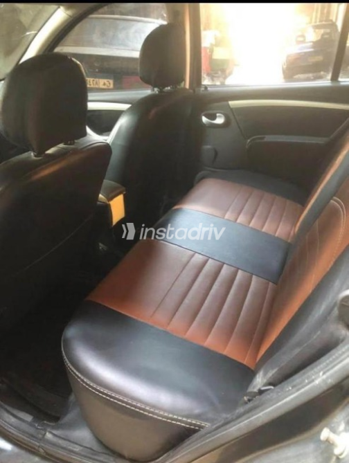Renault Sandero 2013 Gray Automatic Used for Sale in Giza - 9