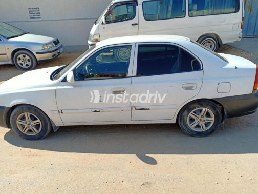 Hyundai Verna 2014 White Automatic Used for Sale in 10th of Ramadan - 4