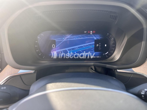فولفو XC60 2026 أزرق غامق أوتوماتيك مستعملة للبيع في المعادى - 8