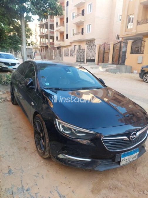Opel Insignia 2019 White Automatic Used for Sale in Greater Cairo ( Cairo + Giza) - 2