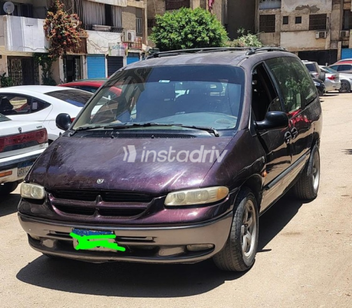 Chrysler Voyager 1998 Purple Automatic Used for Sale in Nasr city - 1