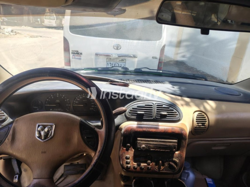 Chrysler Voyager 1998 Purple Automatic Used for Sale in Nasr city - 4