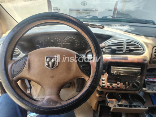 Chrysler Voyager 1998 Purple Automatic Used for Sale in Nasr city - 6