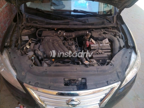 Nissan Sentra 2017 Black Automatic Used for Sale in El Haram - 3