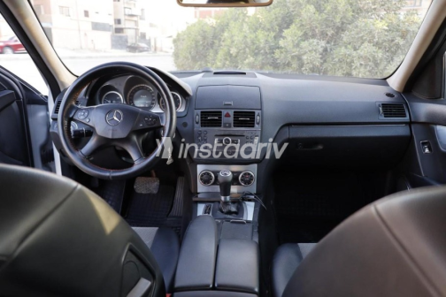 Mercedes C 180 2010 Silver Automatic Used for Sale in 10th of Ramadan - 3