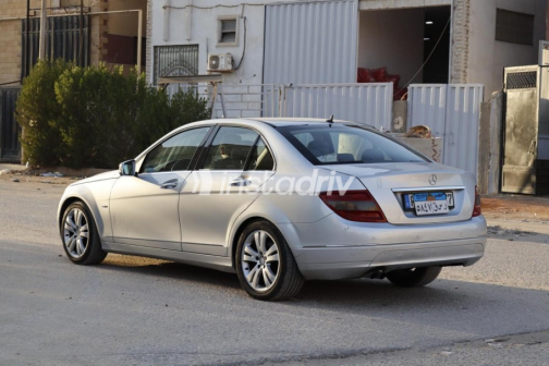 Mercedes C 180 2010 Silver Automatic Used for Sale in 10th of Ramadan - 8