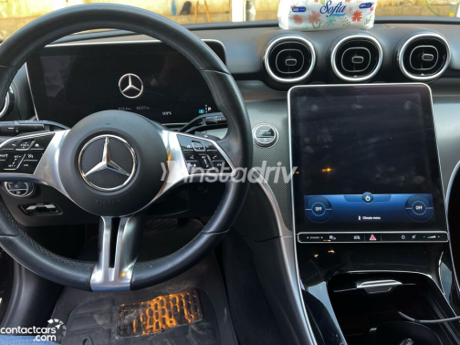 Mercedes C 200 2022 Black Automatic Used for Sale in Nasr city - 3