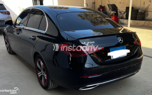 Mercedes C 200 2022 Black Automatic Used for Sale in Nasr city - 8