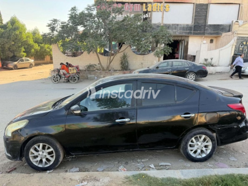 نيسان صنى 2016 أسود أوتوماتيك مستعملة للبيع في حدائق الاهرام - 3