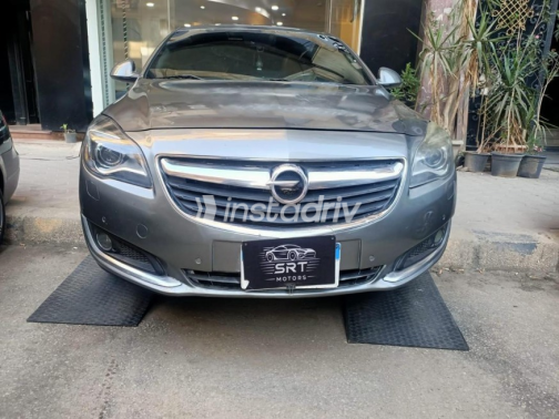 Opel Insignia 2017 Silver Automatic Used for Sale in Mohandessin - 1