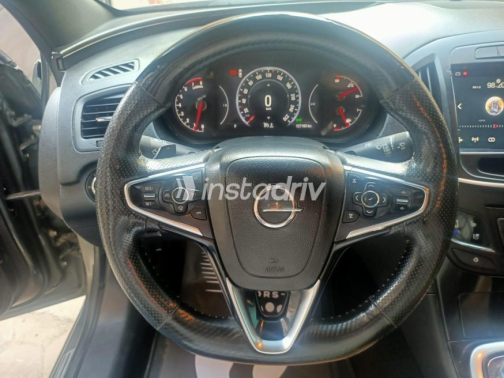 Opel Insignia 2017 Silver Automatic Used for Sale in Mohandessin - 7
