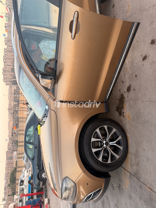 زوتى T600 2019 ذهبي أوتوماتيك مستعملة للبيع في القاهرة - 1