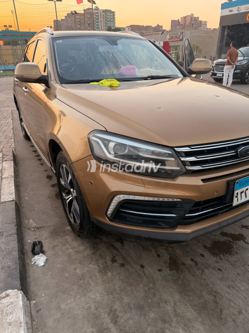 زوتى T600 2019 ذهبي أوتوماتيك مستعملة للبيع في القاهرة - 2