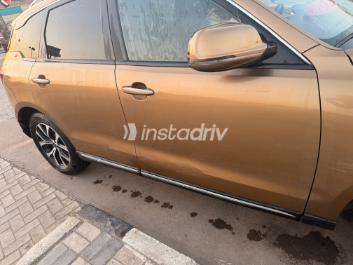 زوتى T600 2019 ذهبي أوتوماتيك مستعملة للبيع في القاهرة - 4
