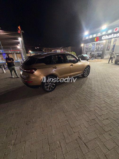 زوتى T600 2019 ذهبي أوتوماتيك مستعملة للبيع في القاهرة - 5