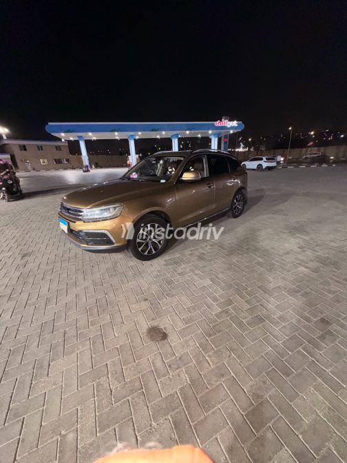زوتى T600 2019 ذهبي أوتوماتيك مستعملة للبيع في القاهرة - 6