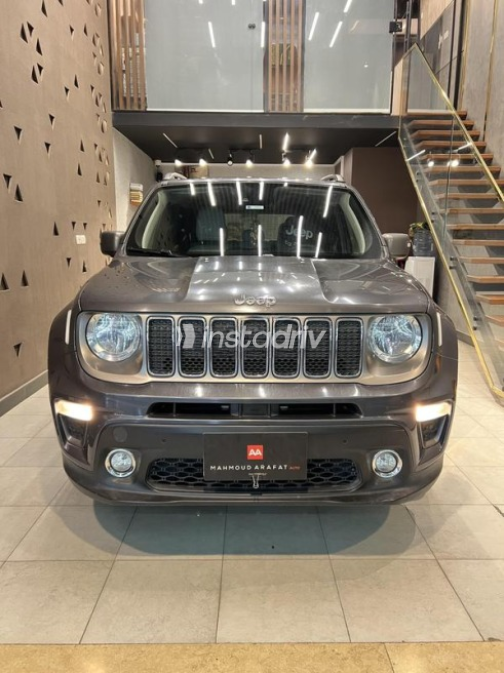 Jeep Renegade 2022 White Automatic Used for Sale in Greater Cairo ( Cairo + Giza) - 1