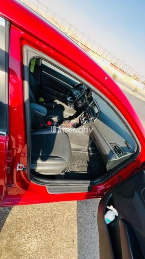 Hyundai Elantra 2020 Red Automatic Used for Sale in Cairo - 6