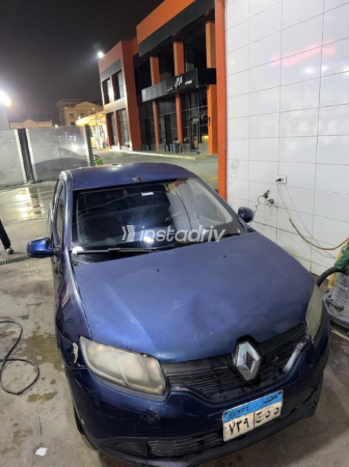 Renault Logan 2016 Dark Blue Automatic Used for Sale in Madinaty - 5