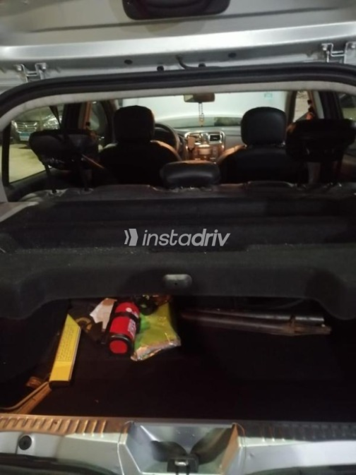 Renault Sandero 2021 White Automatic Used for Sale in Greater Cairo ( Cairo + Giza) - 6