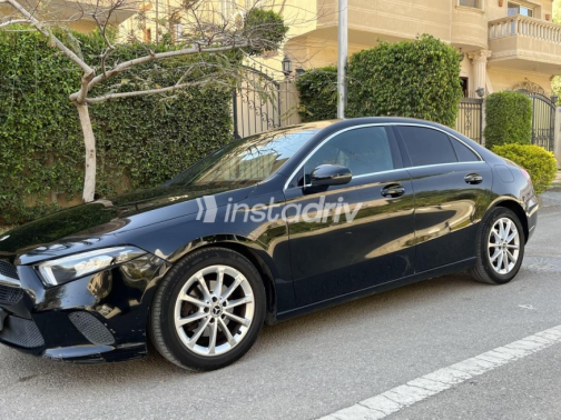Mercedes A 180 2021 Black Automatic Used for Sale in Cairo - 3