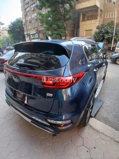 كيا سبورتاج 2021 أزرق غامق أوتوماتيك مستعملة للبيع في المهندسين - 4