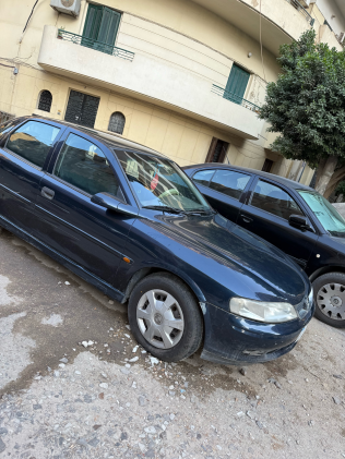 Opel Vectra 2000 White Manual Used for Sale in Heliopolis