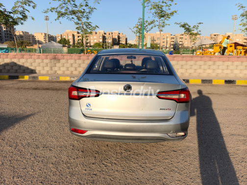 MG 5 2021 Silver Automatic Used for Sale in Nasr city - 2
