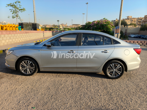 MG 5 2021 Silver Automatic Used for Sale in Nasr city - 4