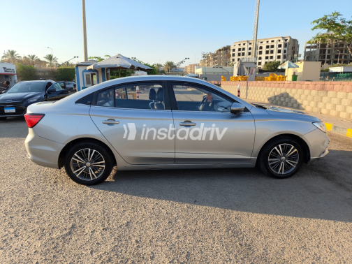 MG 5 2021 Silver Automatic Used for Sale in Nasr city - 8