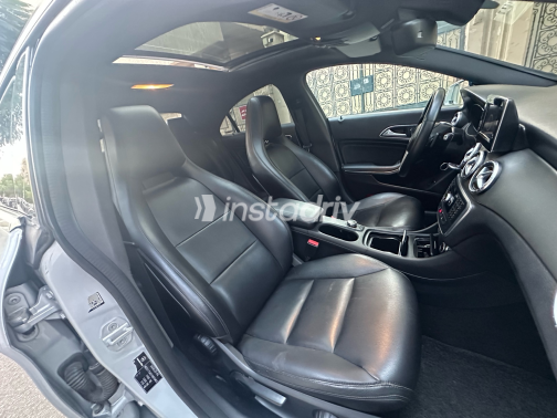 Mercedes CLA 200 2014 Silver Automatic Used for Sale in Heliopolis - 9