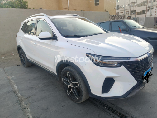 MG RX5 Plus 2025 White Automatic Used for Sale in Qalyubia - 5