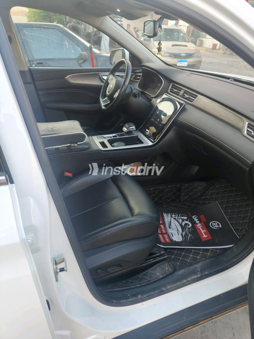 MG RX5 Plus 2025 White Automatic Used for Sale in Qalyubia - 8