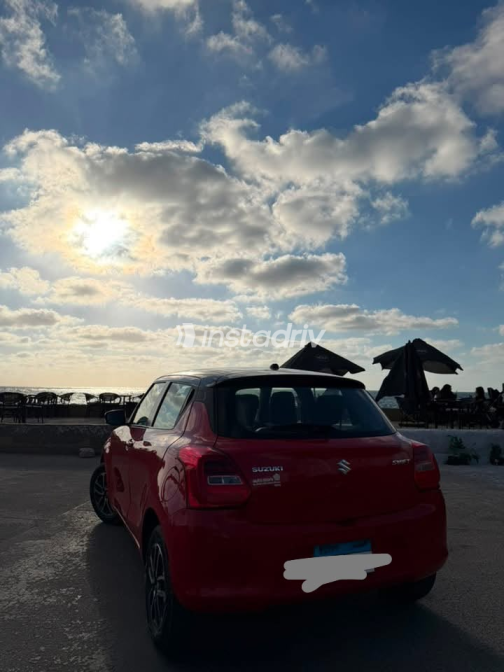 Suzuki Swift 2022 Red Automatic Used for Sale in Alexandria - 3