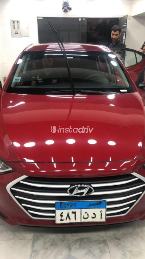 Hyundai Elantra 2019 Dark Red Automatic Used for Sale in Mokattam - 9