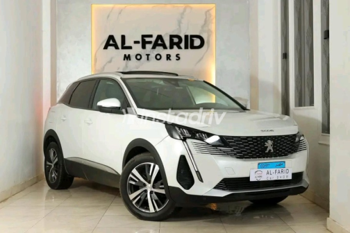 بيجو 3008 2022 أبيض أوتوماتيك مستعملة للبيع في الإسكندرية - 1