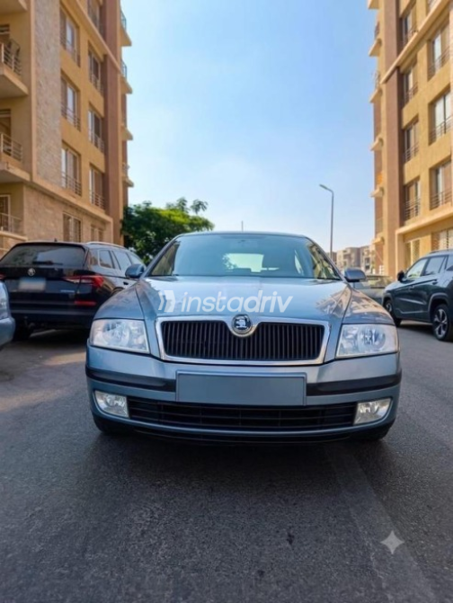 سكودا اوكتافيا 2007 أزرق غامق أوتوماتيك مستعملة للبيع في القاهرة الكبرى ( القاهرة - الجيزة) - 2