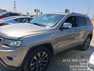 Jeep Grand Cherokee 2018 Beige Automatic Used for Sale in Giza