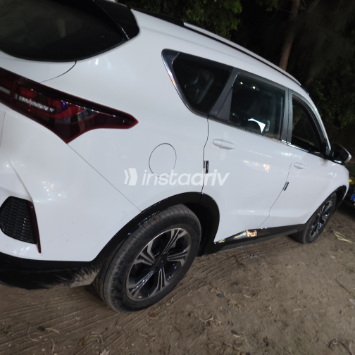 Soueast DX8S Coupe 2023 White Automatic Used for Sale in Zagazig - 4